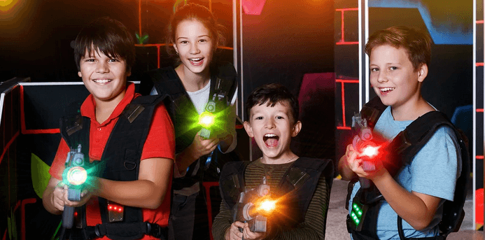 15 minut akční laser game