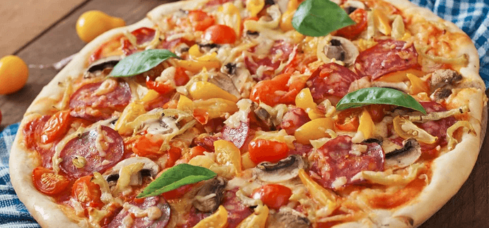 2 delikátně křupavé pizzy s sebou