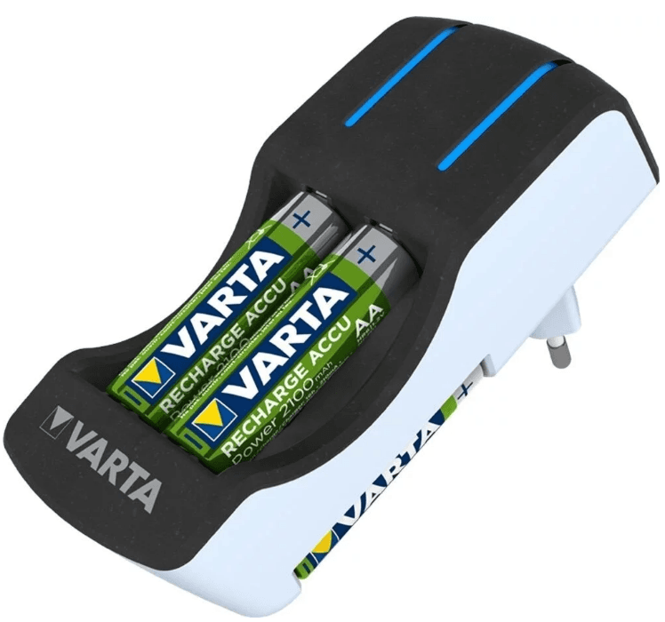 Nabíječka baterii Varta + 4x AA + 2x AAA baterie