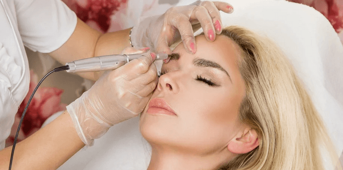 Permanentní make-up pro krásnější oči obočí či rty