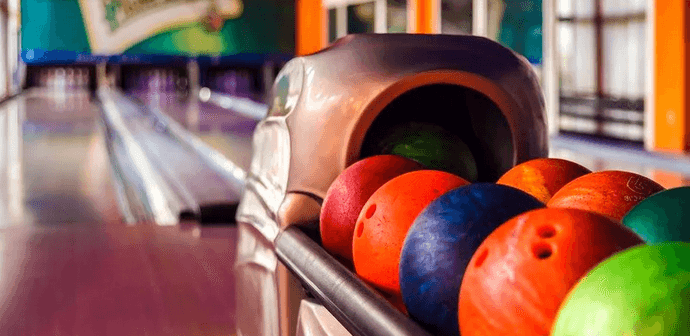 1 h bowlingu a 1 pizza 