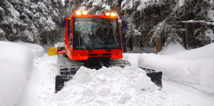 Zážitková jízda rolbou pro malé i velké