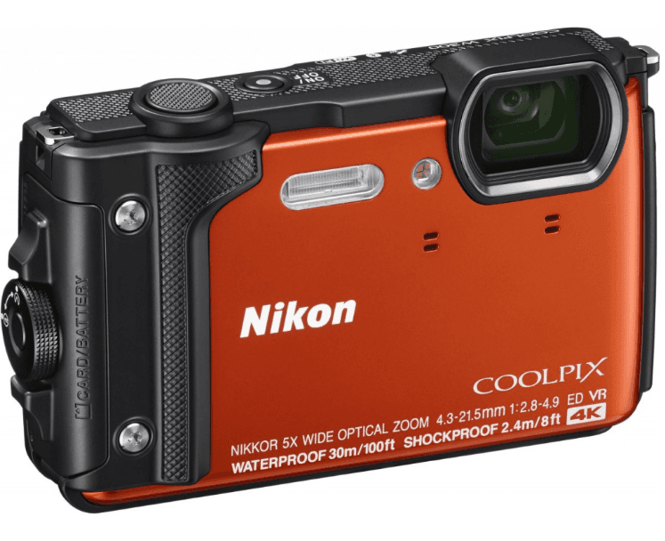 Nikon Coolpix, 16Mpx, odolný, 5x zoom, Wifi