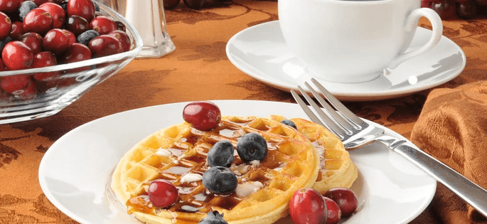 Slané či sladké waffle dle výběru a nápoj