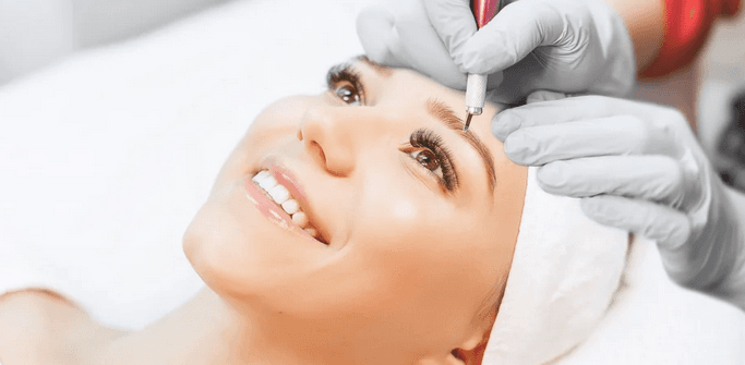 Microblading obočí 