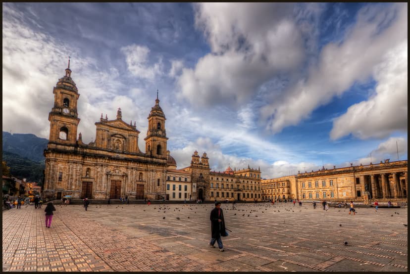 Zpáteční letenky Praha - Bogota/Panama