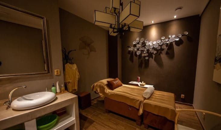 Foot Relief Reflexology se saunou