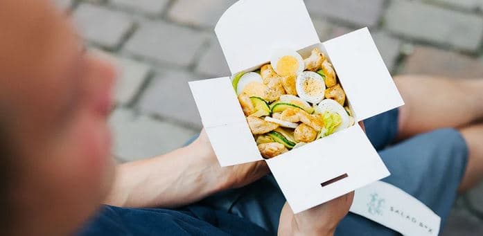 Otevřený voucher do Salad Boxu v hodnotě 400 Kč