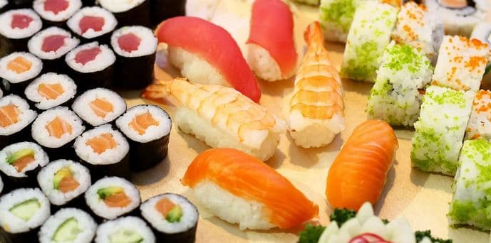 21 kousků sushi