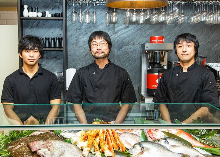 Degustační večeře Omakase s víny pro dva