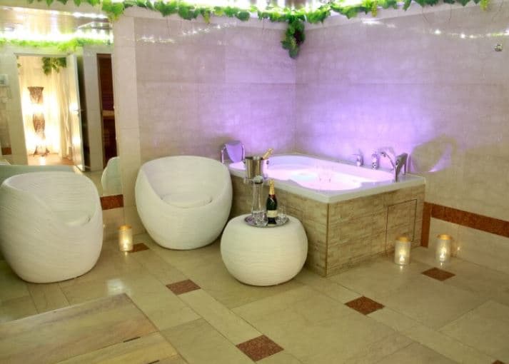 Privátní wellness se saunou a vířivkou