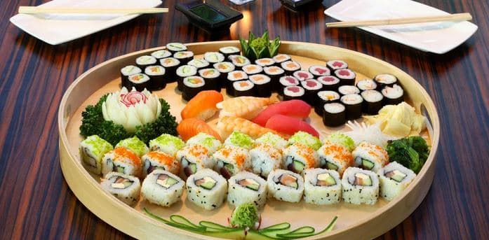 21 kousků sushi