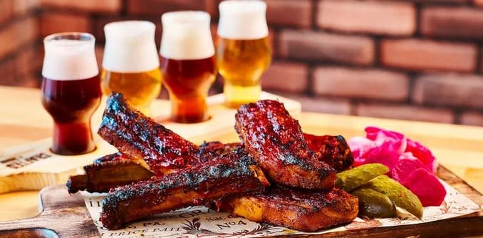 500 g žeber + ochutnávkové pivní prkénko 