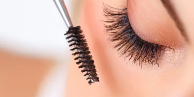 Objemové řasy 3D až 8D nebo Lash lifting