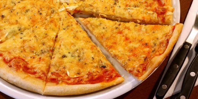1× pizza Margherita (⌀ 32 cm)
