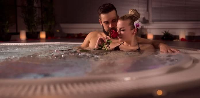2 hodiny v soukromé VIP wellness zóně pro pár