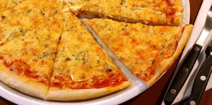 1× pizza Margherita (⌀ 32 cm)