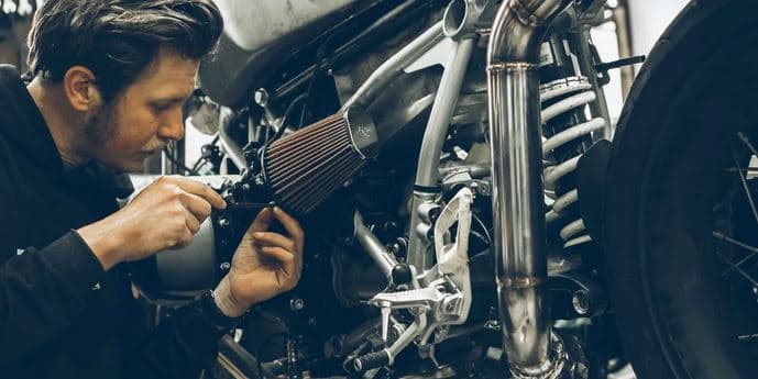 Kontrola stavu motocyklu či skútru