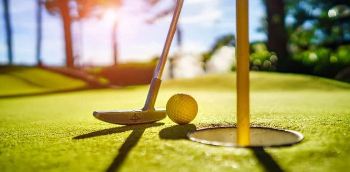 Neomezený minigolf v centru Brna