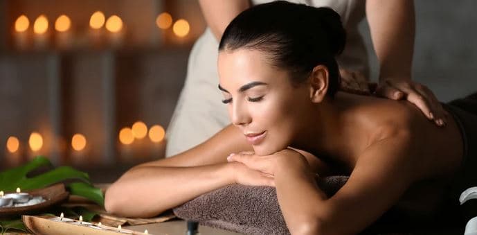 Relaxační masáž aroma olejem (60 minut) 