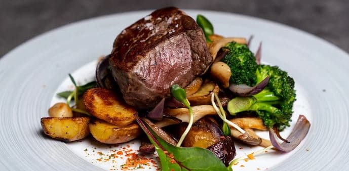 Rump steak (200 g) s přílohou