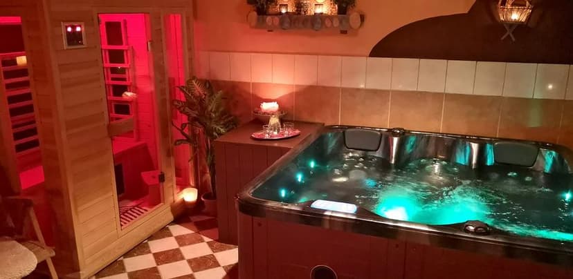 90 min. ve wellness: vířivka a infrasauna