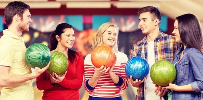 120 minut bowlingu na profi dráze 