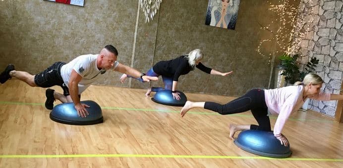 Vstup na lekce: bosu, fit and strech