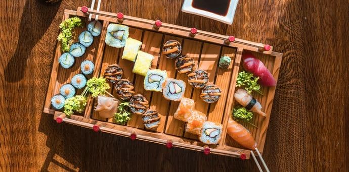 Menu I: 18 ks sushi