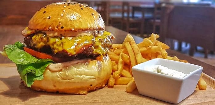 Pořádný burger: výběr ze 3 druhů