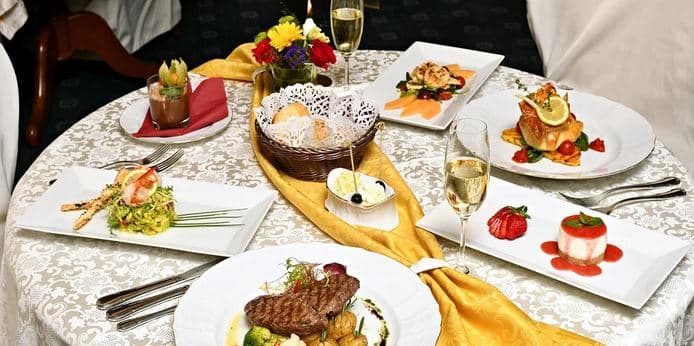 Dokonalá večeře pro 2 os. v hotelu General