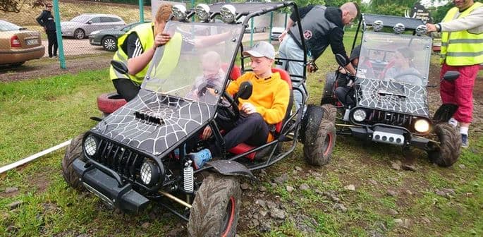 3× 5 minut jízdy v dětské buggy Spider