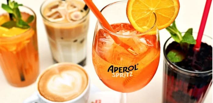 Domácí limonáda podle výběru (0,4 l i s ledem) 