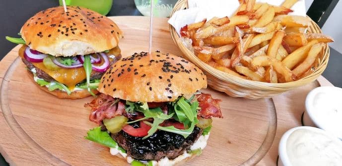 Burger podle výběru z 5 druhů