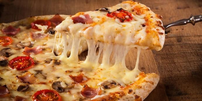 1× pizza a nápoj dle výběru 