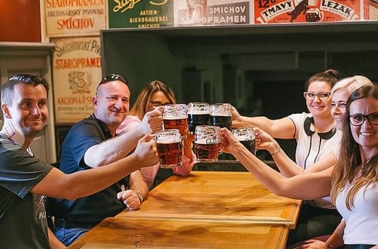 Škola čepování v pivovaru Staropramen pro 2 osoby