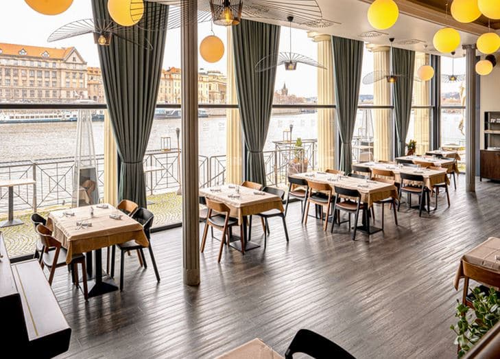 Degustační menu na Občanské plovárně pro dva