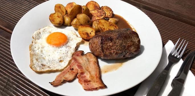 Steak z pravé svíčkové s bramborem