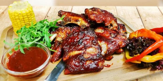 Kuřecí křídla v omáčce podle výběru (700 g)