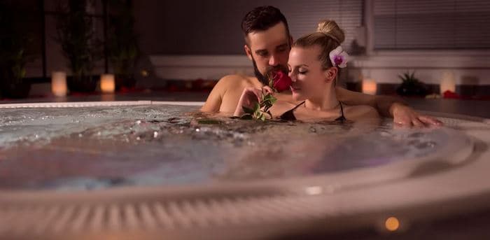 60 minut v soukromé VIP wellness zóně pro pár