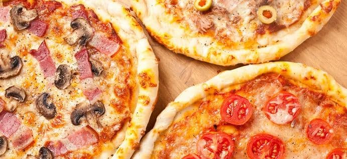 1 pizza dle výběru + nápoj 