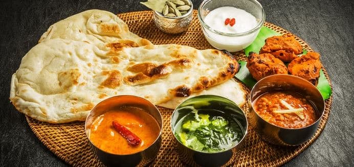 500 g jakéhokoliv jídla z bufetu v indickém bistru