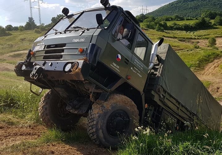 Jízda vojenským vozidlem Tatra 815 VVN