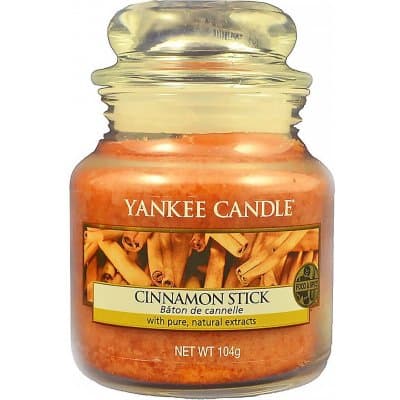 Svíčka Yankee Candle Cinnamon Stick 104 g