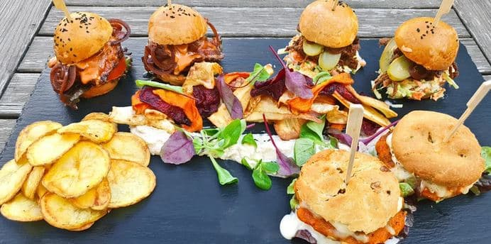 Variace miniburgerů pro 2 osoby