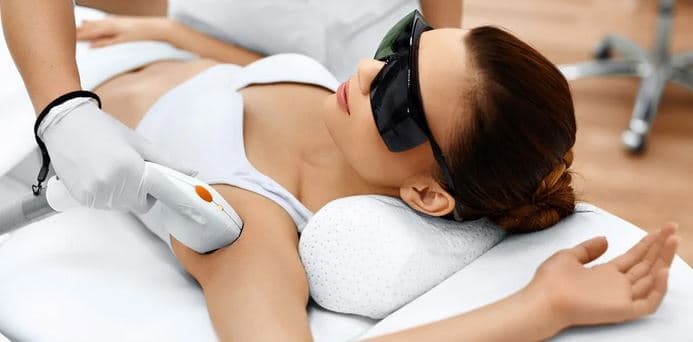 Epilace IPL laserem – 5× ošetření oblasti nad rty