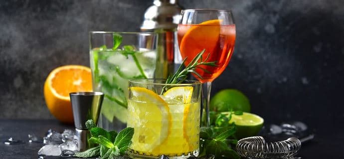 1× míchaný drink podle výběru