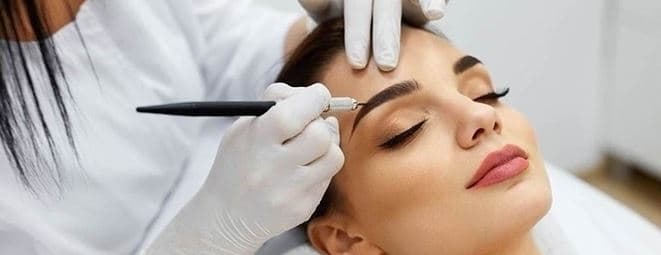 Barvení speciální metodou Brow Master 
