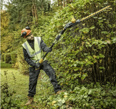 Nůžky na živý plot DeWALT, AKU