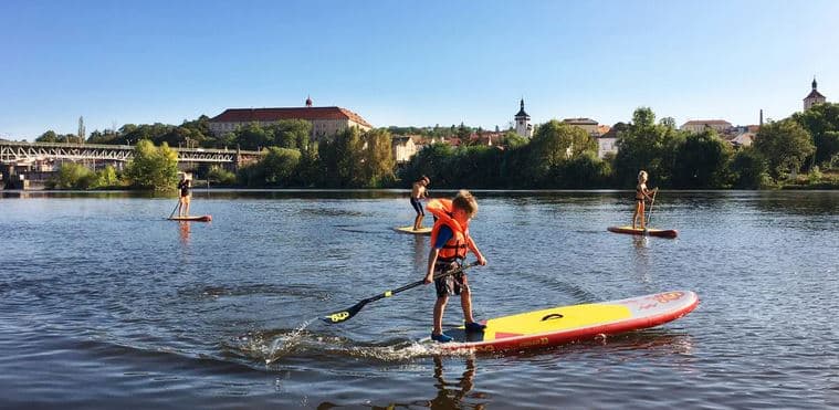 Paddleboard pro jednu osobu na 60 minut 
